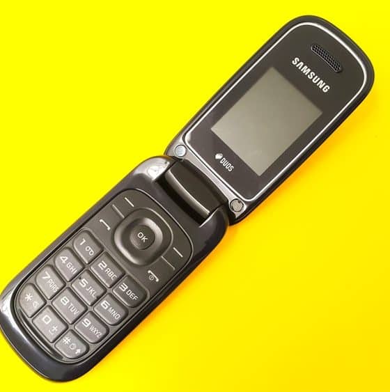 Samsung flip phone